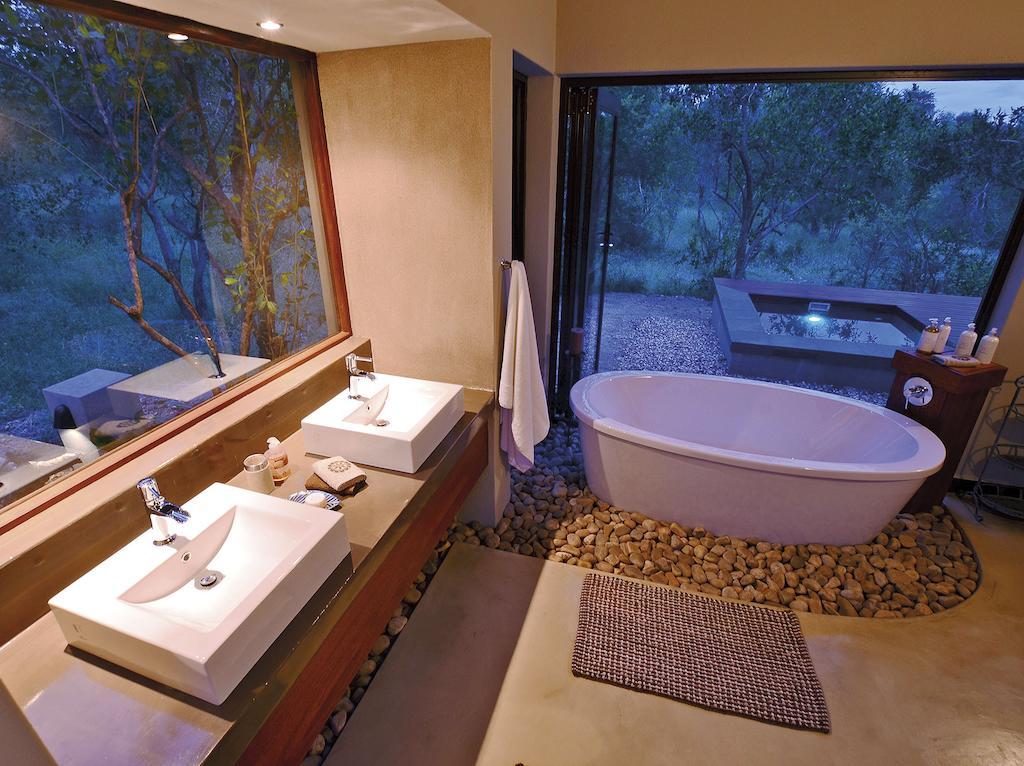 Raptor Retreat Game Lodge Hoedspruit Habitación foto
