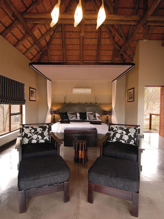 Raptor Retreat Game Lodge Hoedspruit Habitación foto